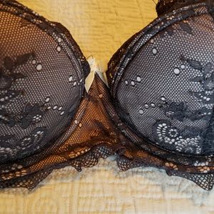 NWOT Gray & light pink Victoria's secret demi bra